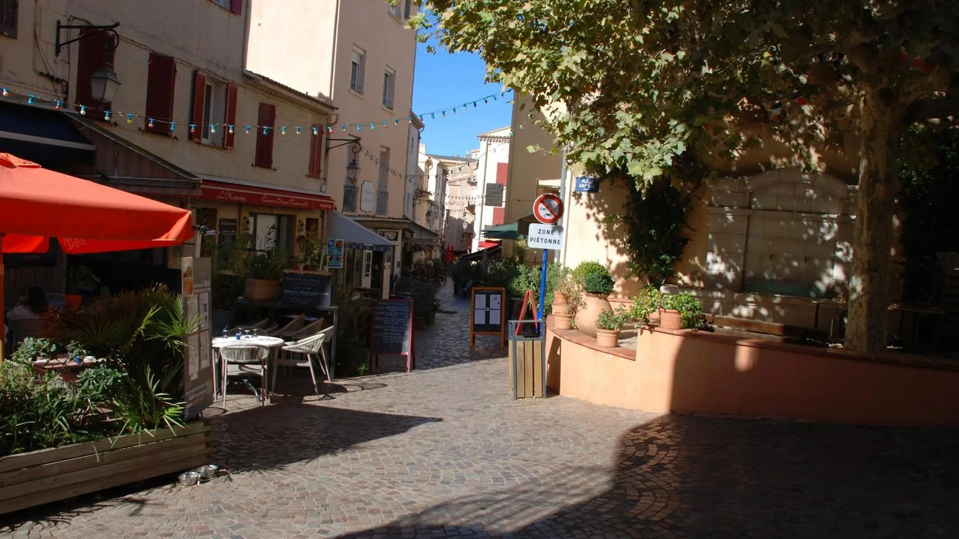 Bel appart saint clair-lavandou Le Lavandou 0*,  France